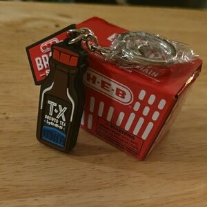 HEB Brand Shop Iced Tea Keychain